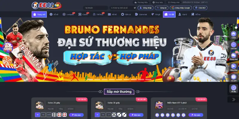 Đội ngũ chăm sóc khách hàng EE88 hỗ trợ 24/7 tận tâm và chuyên nghiệp